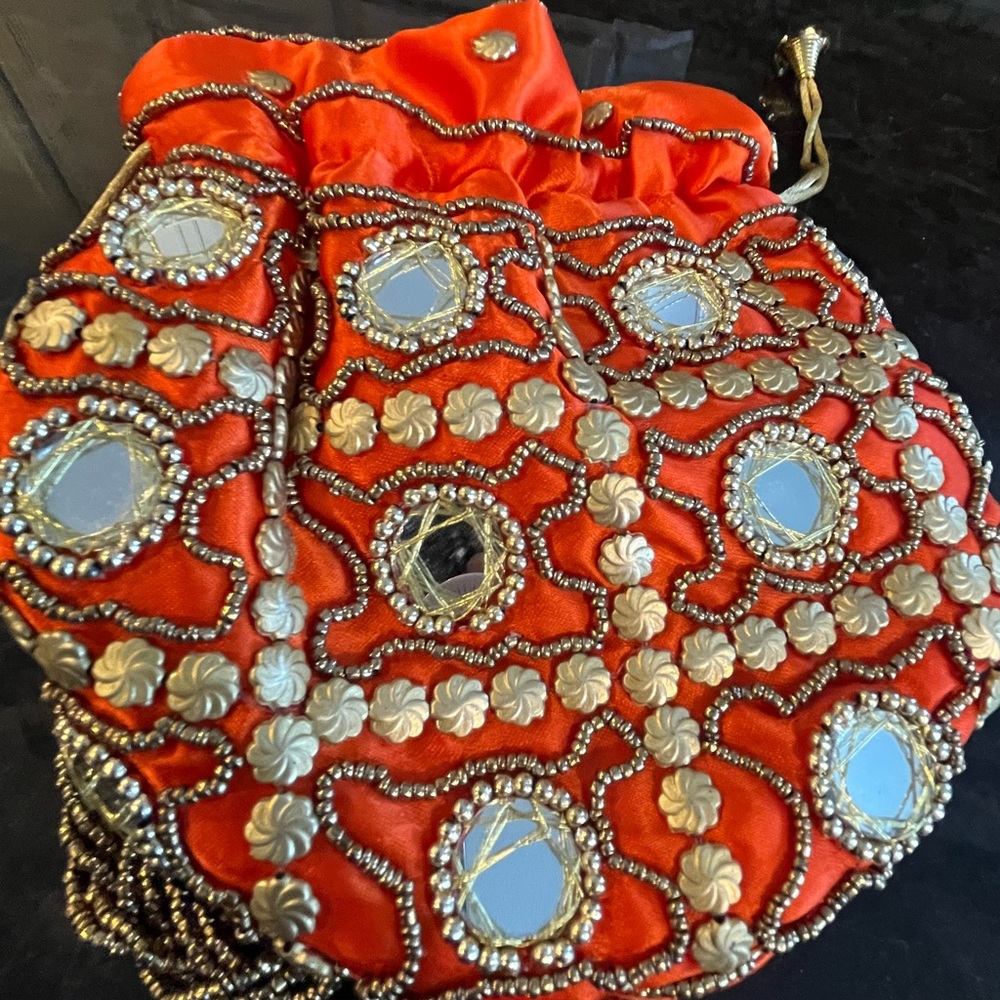 Handmade Embellished Drawstring Crossbody Bag – Gold Beaded Strap - Picture 5 of 6